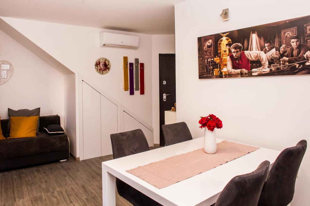 Miki - City Center Apartment With Large Balcony Сплит Екстериор снимка